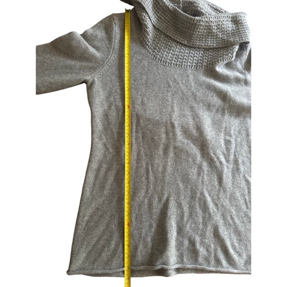 Lord & Taylor 100% Cashmere Gray Cowl Neck Sweater Women’s Size XL - Picture 3 of 6